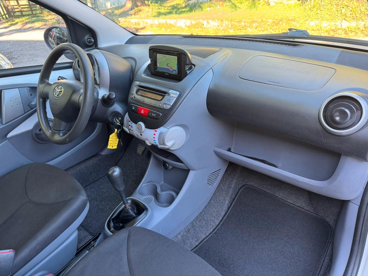 Toyota Aygo 1.0 12V VVT-i 3 porte Now Connect GARANZIA 1 ANNO