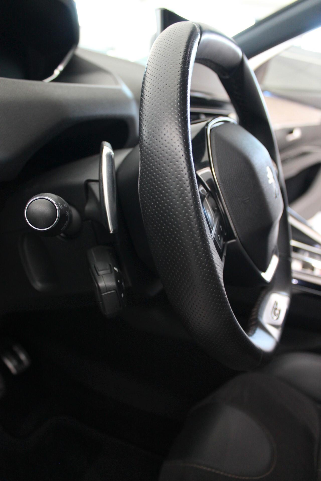 Peugeot 3008 BlueHDi 130 S&S EAT8 GT