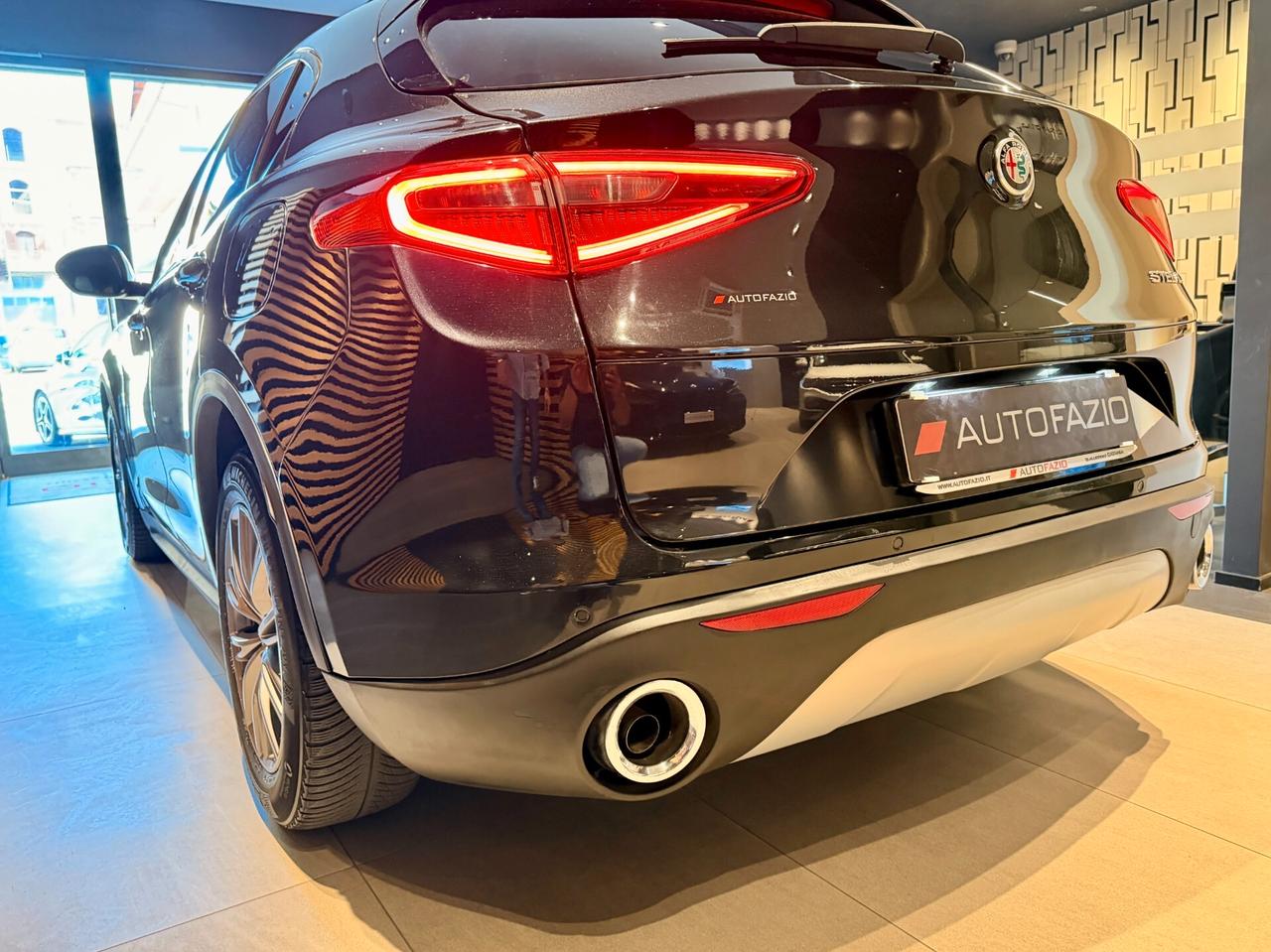 Alfa Romeo Stelvio 2.2 Turbodiesel 180 CV AT8 RWD Executive