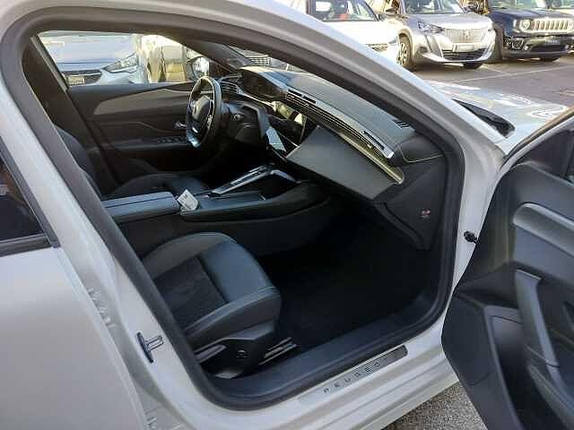 Peugeot 308 BlueHDi 130 S&S EAT8 GT Pack