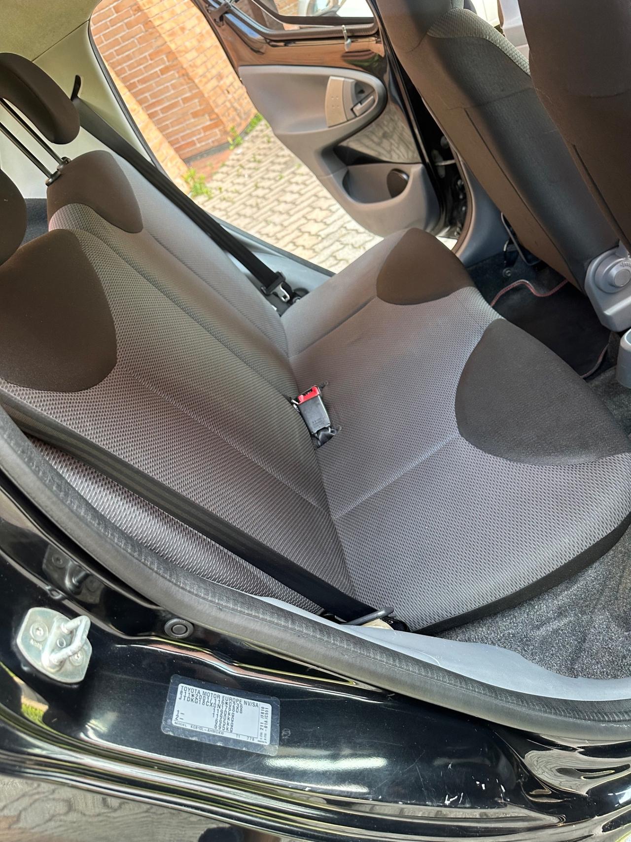 Toyota Aygo 1.0 12V VVT-i 5 porte