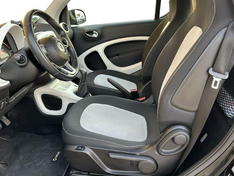 smart fortwo fortwo 70 1.0 Passion