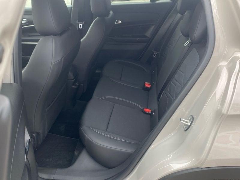 Jeep Avenger e-Hybrid 1.2 MHEV e-Hybrid Turbo Summit