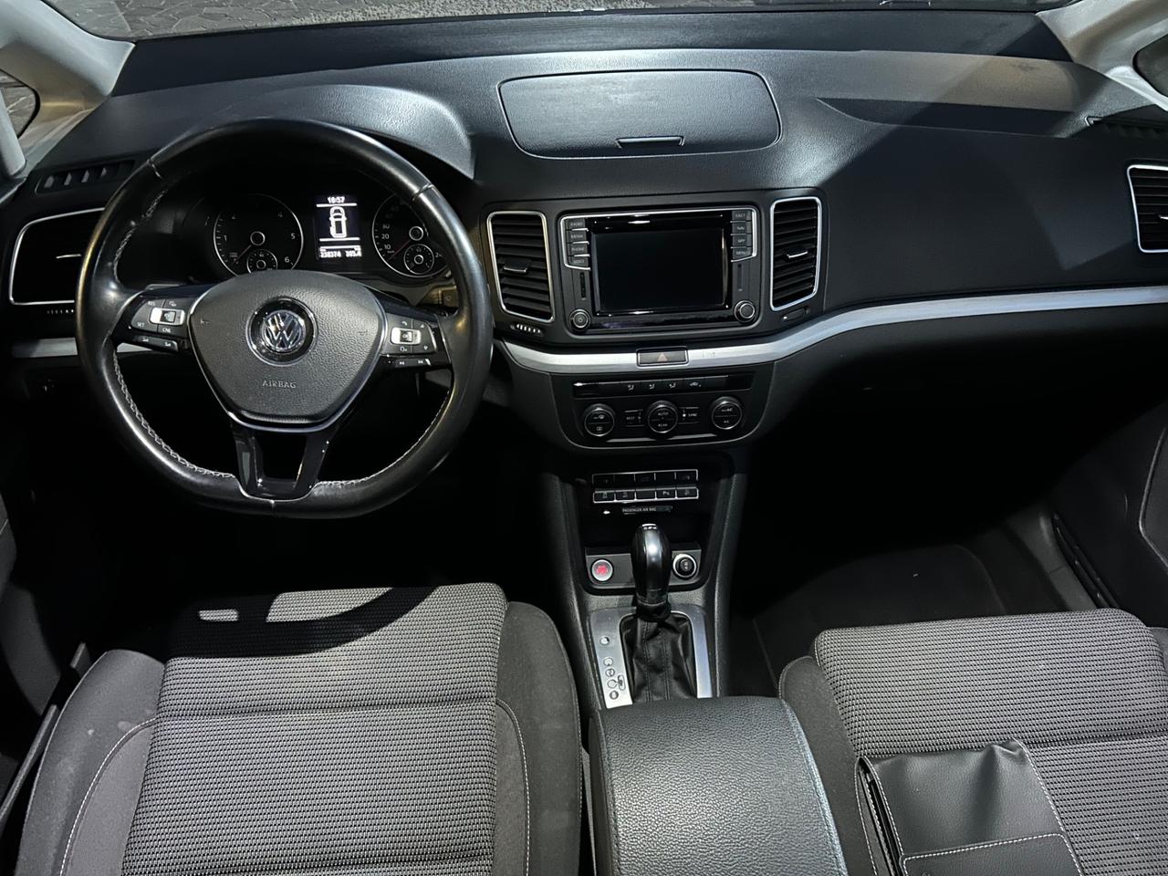 Volkswagen Sharan - 2019 2.0 TDI 150 CV DSG
