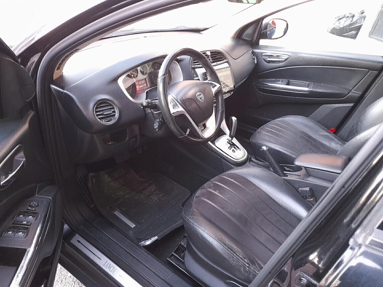Lancia Delta 1.6 MJT AUTOMATICO