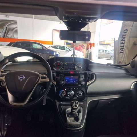 Lancia Ypsilon Ypsilon 1.0 firefly hybrid Maryne s