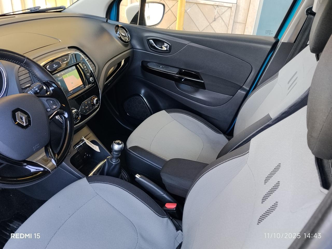 Renault Captur 1.5 diesel 110 CV 6 marce full optional