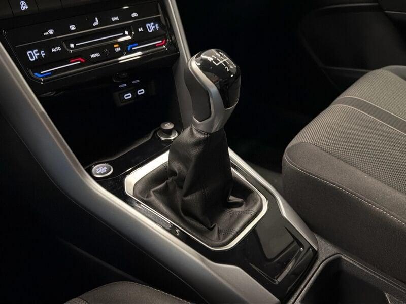 Volkswagen T-Roc Nuovo Life 2.0 TDI SCR kW ( CV) Manuale