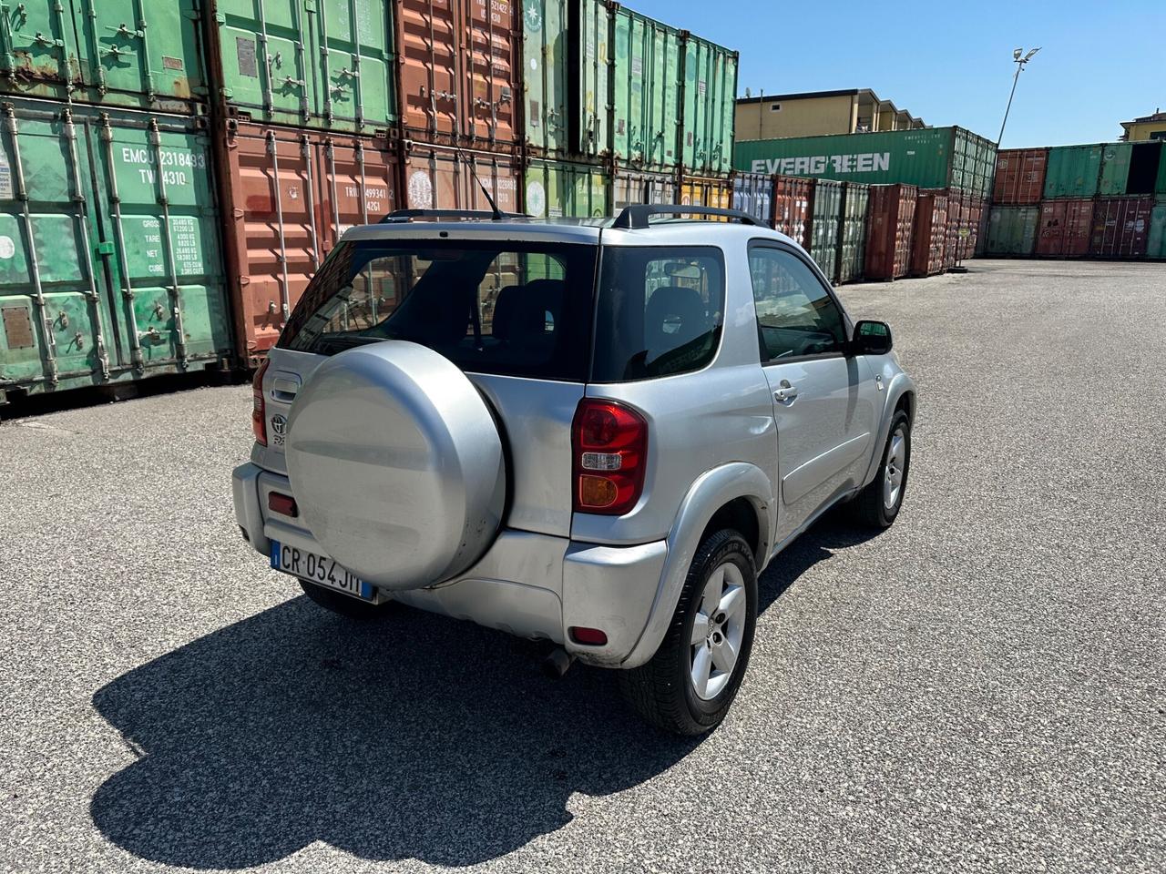 Toyota RAV 4 RAV4 2.0 Tdi D-4D cat 3 porte Sol