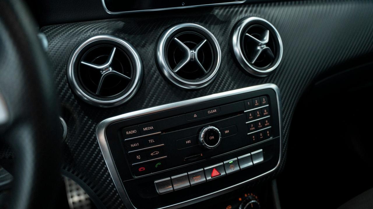 Mercedes-benz A 180 D PREMIUM PLUS AMG TETTO XENO PELLE NAVI FULL OPTIONAL