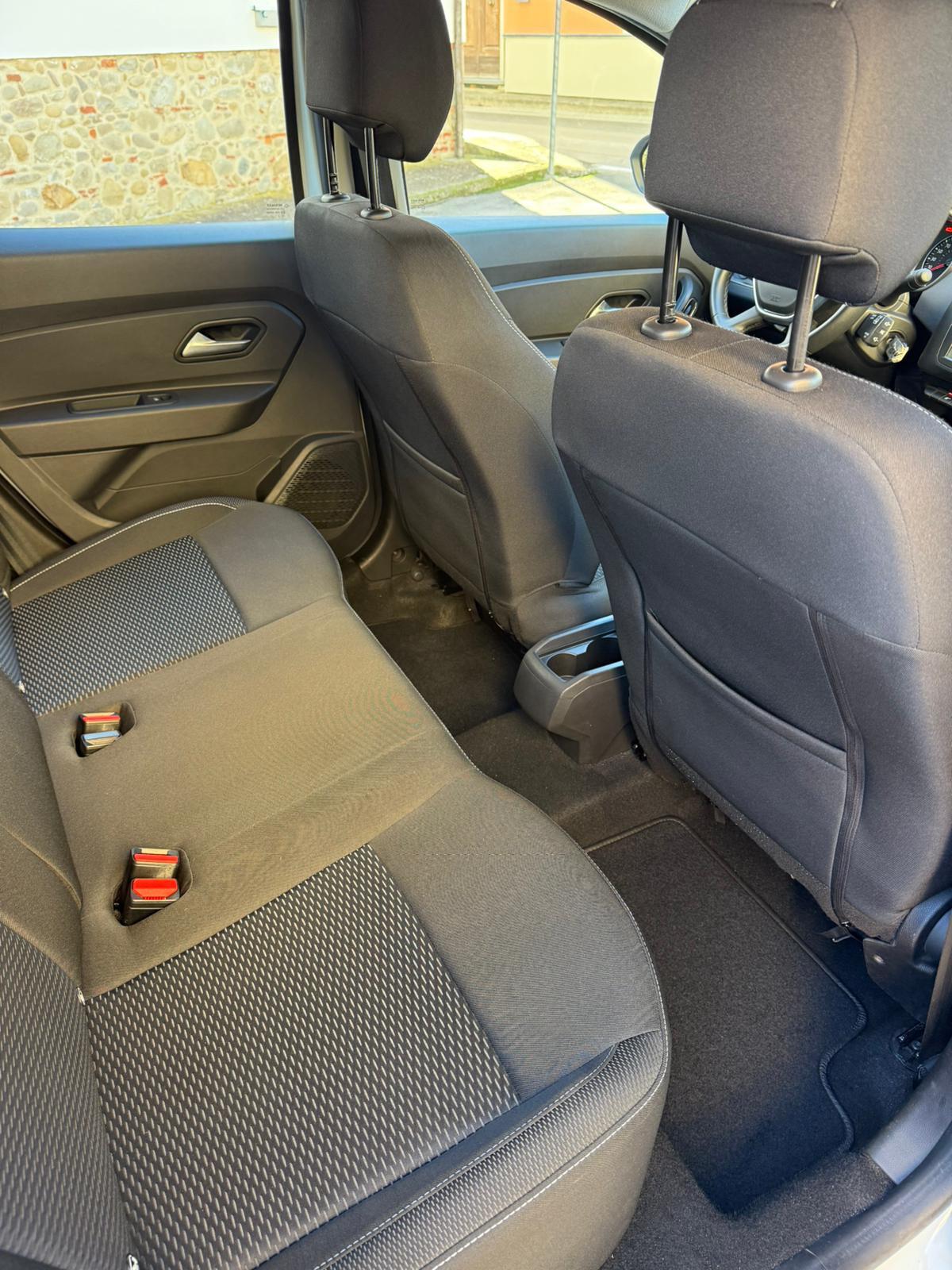 Dacia Duster 1.0 TCe 100 CV ECO-G 4x2 15th Anniversary