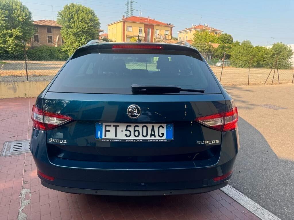 Skoda Superb 2.0 TDI 150 CV SCR DSG Wagon SportLine