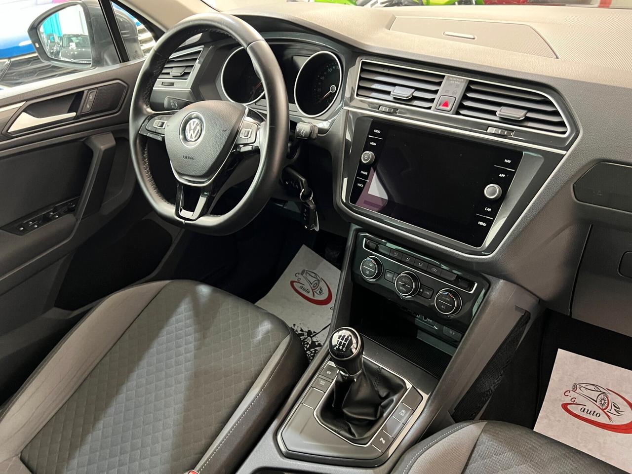 Volkswagen Tiguan 1.6 116 CV - Business BlueMotion Technology - 2019