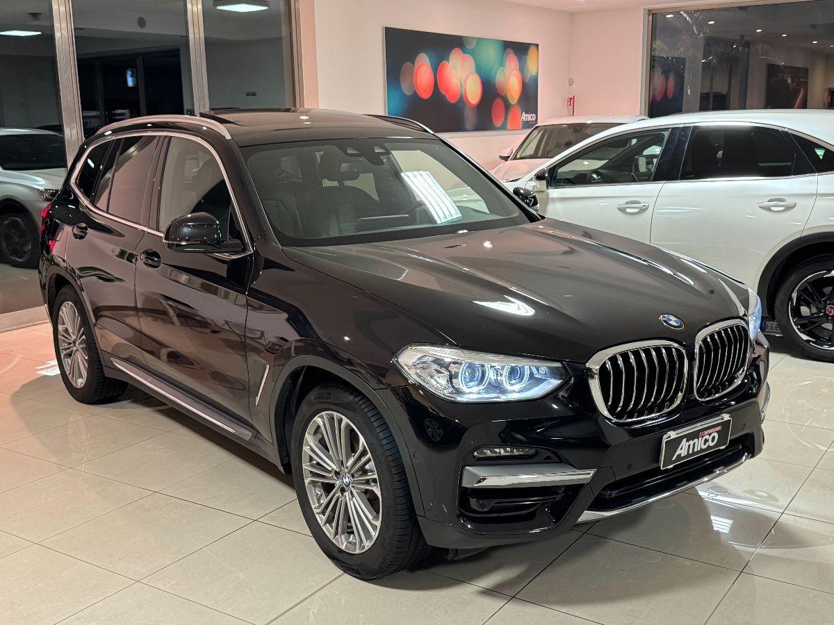 BMW X3 xDrive20d 48V Luxury Line Tetto/Luci Ambient/Pelle+ventilati