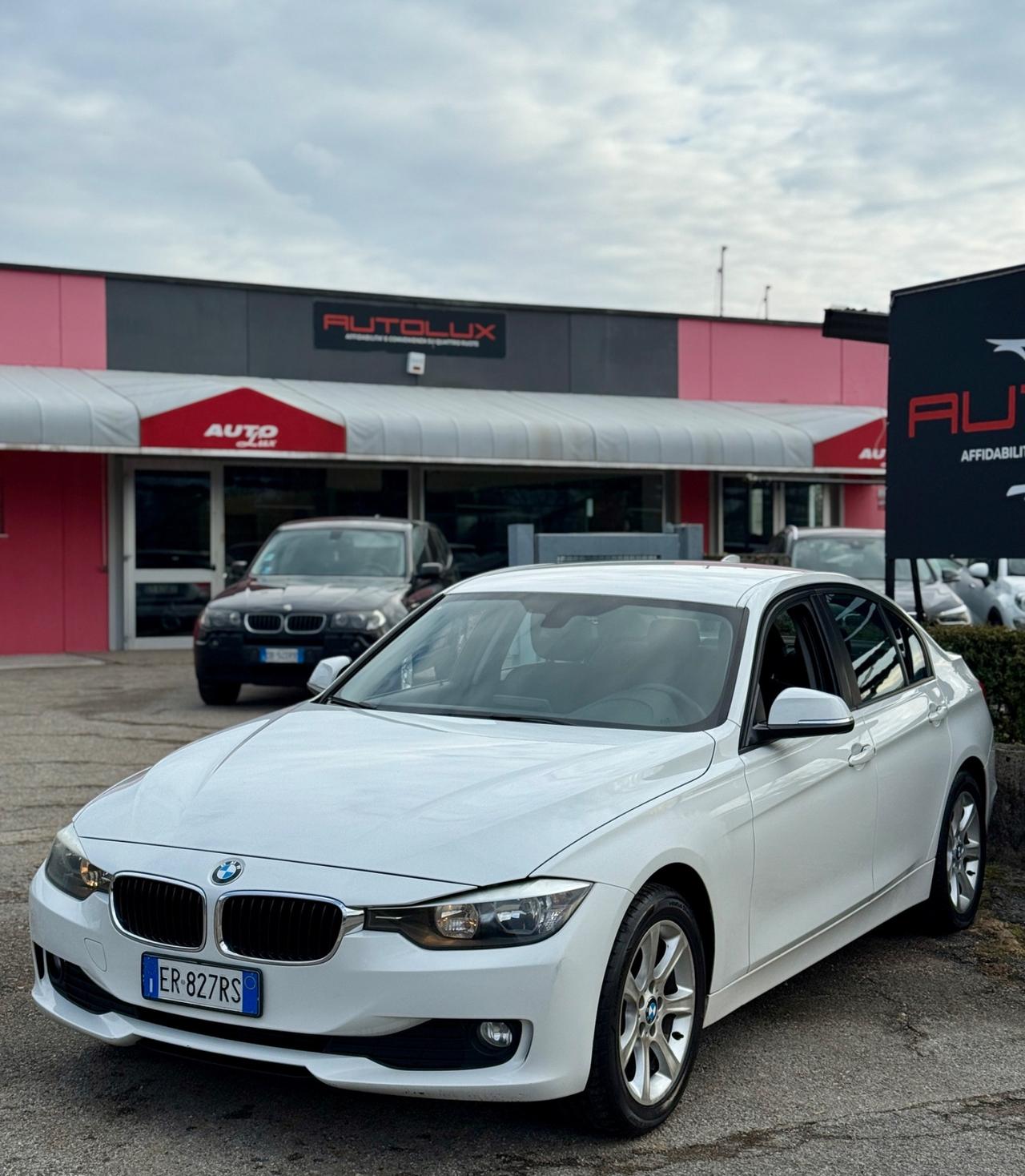 Bmw 318d AUTOM. F30 BERLINA NEOPATENTATI