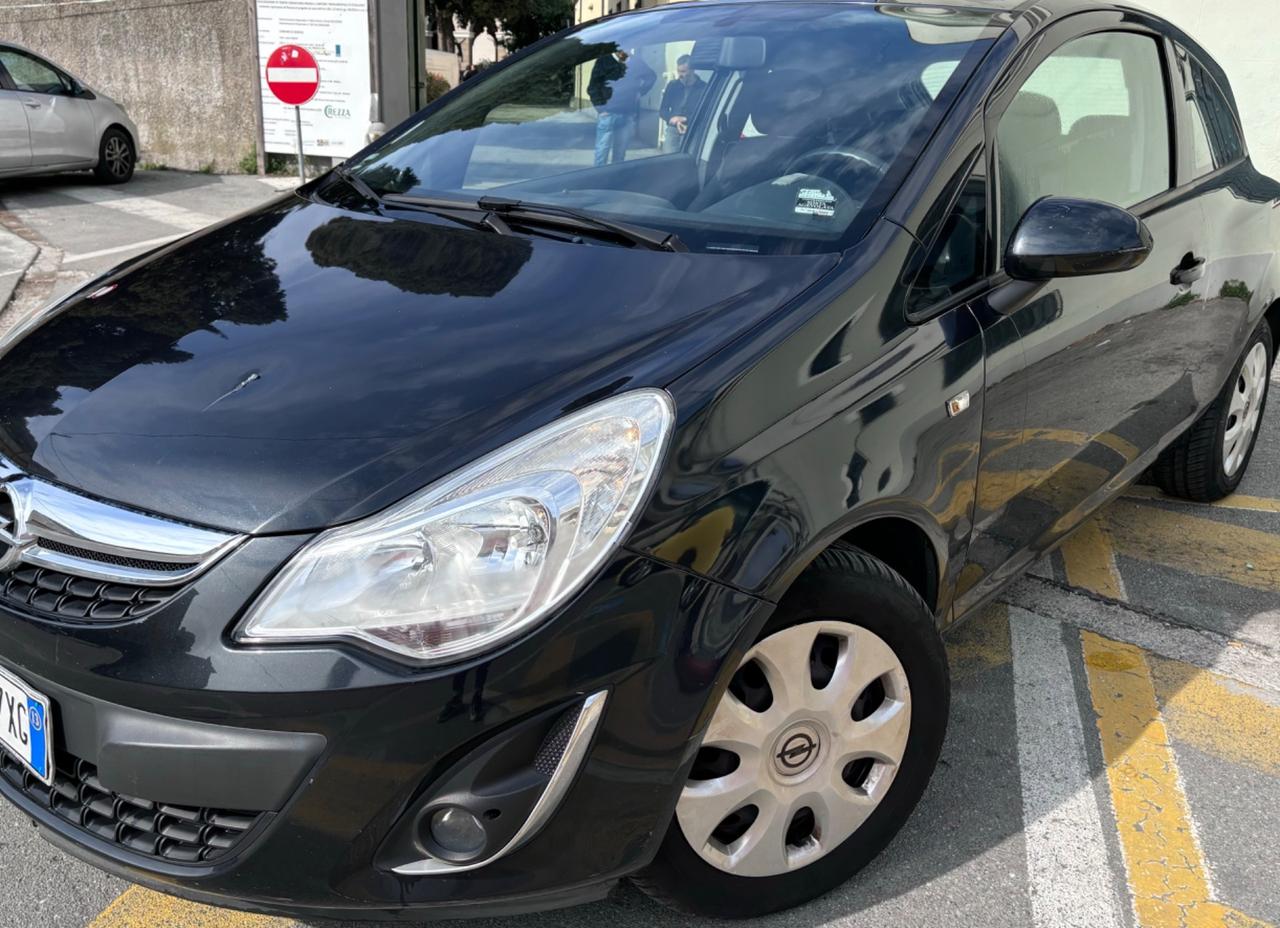 Opel Corsa 1.2 85CV 3 porte GPL-TECH b-color