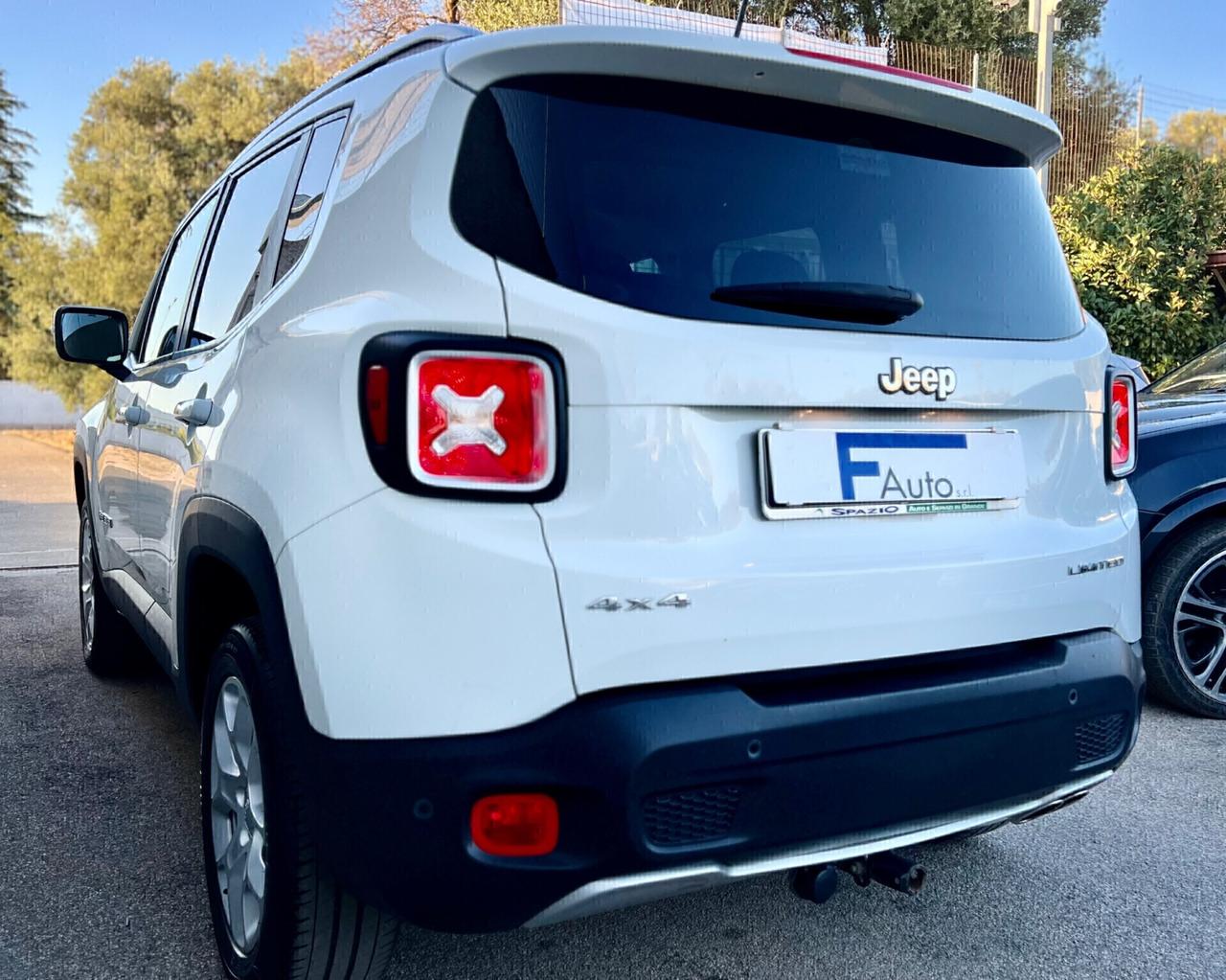 Jeep Renegade 2.0 Mjt 140CV 4WD Limited,Keyless,Navi,Climatronic,GANCIO TRAINO,ecc.