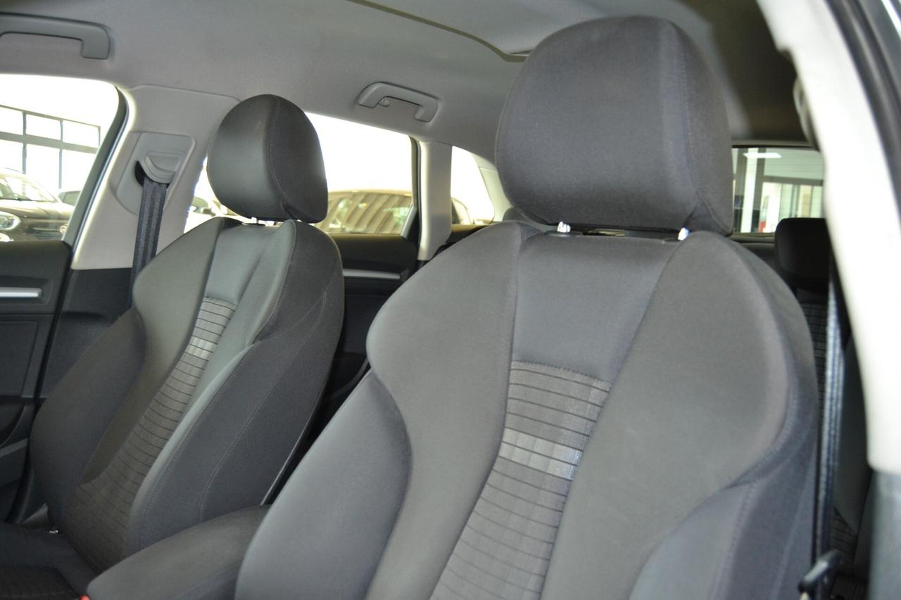 Audi A3 SPB 1.6 TDI S Tronic Sport Navi/Xenon/C.Auto