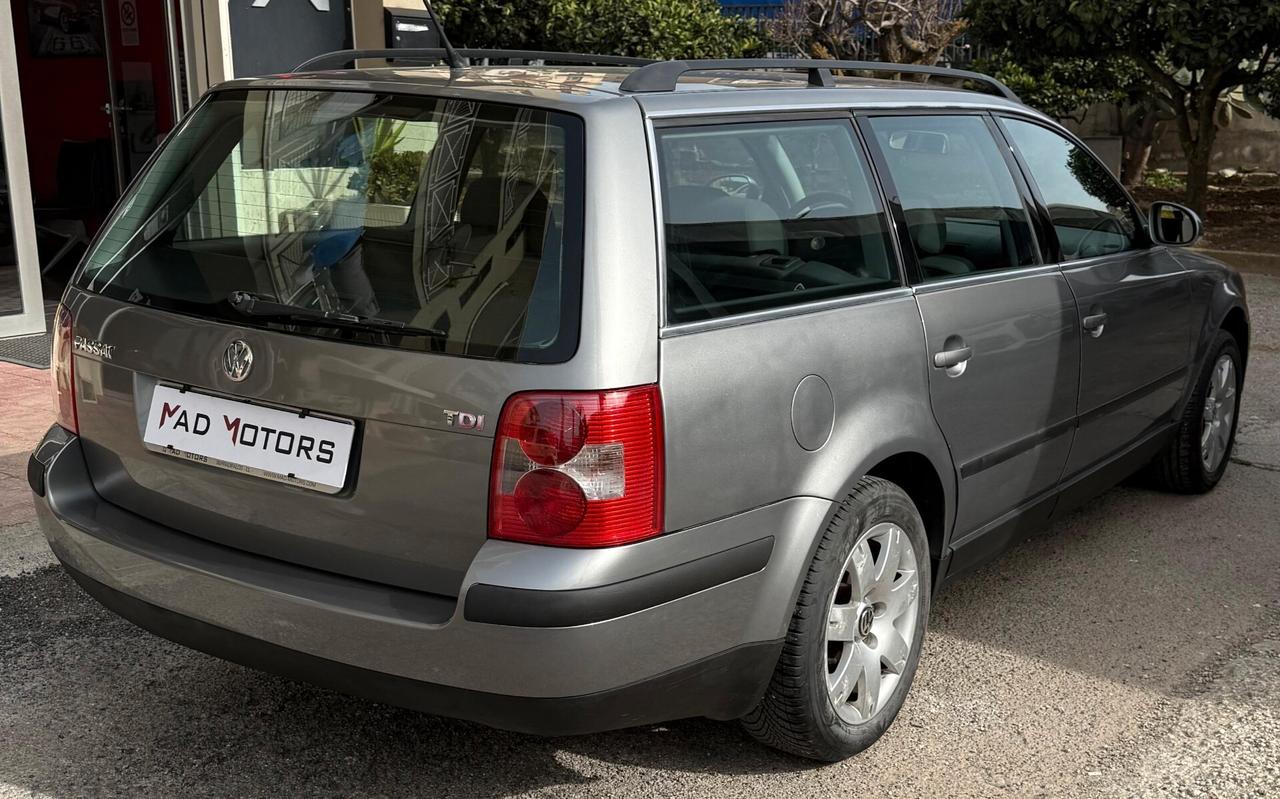 Volkswagen Passat 1.9 TDI/130 CV cat Var. H.line 2004