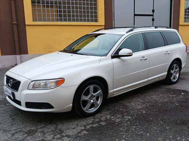 Volvo V70 D3 2.0 TD 163CV CAMBIO AUTOMATICO NUOVO-GANCIO TRA