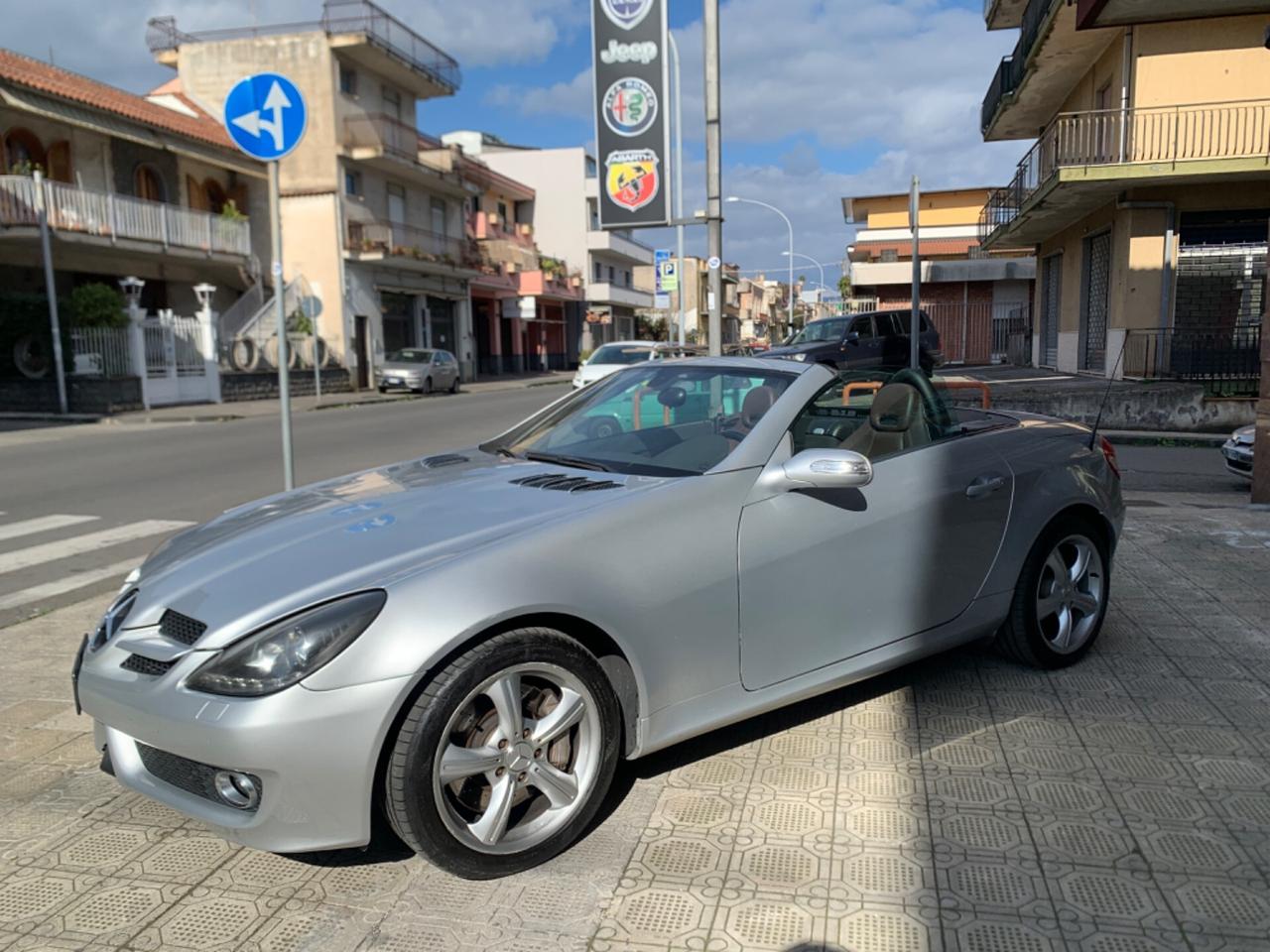 Mercedes-benz SLK 350 tua a 179€ al mese