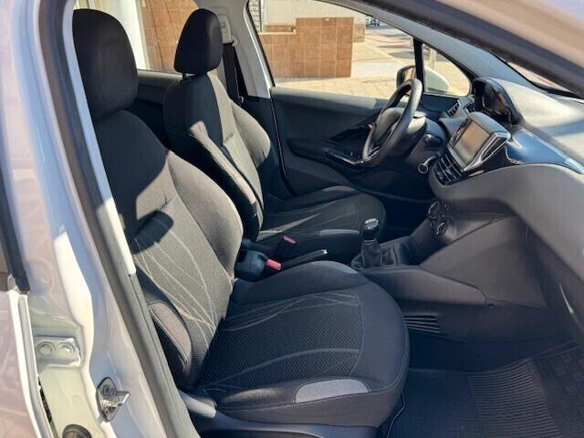 Peugeot 208 1.4 HDi 68 CV 5 porte Active