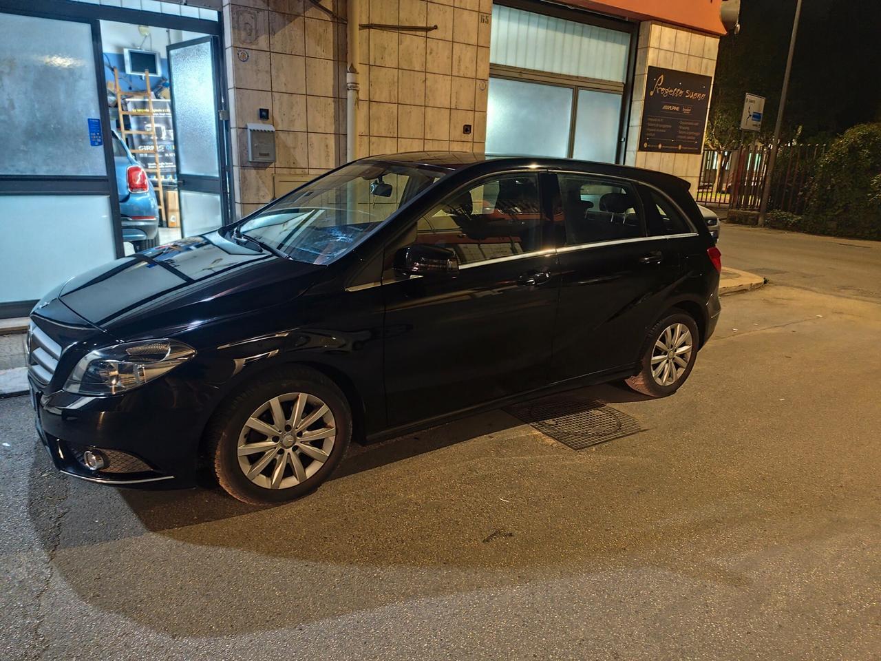 Mercedes-benz B 180 CDI 1.8 MOTORE MERCEDES Navi & Retrocamera