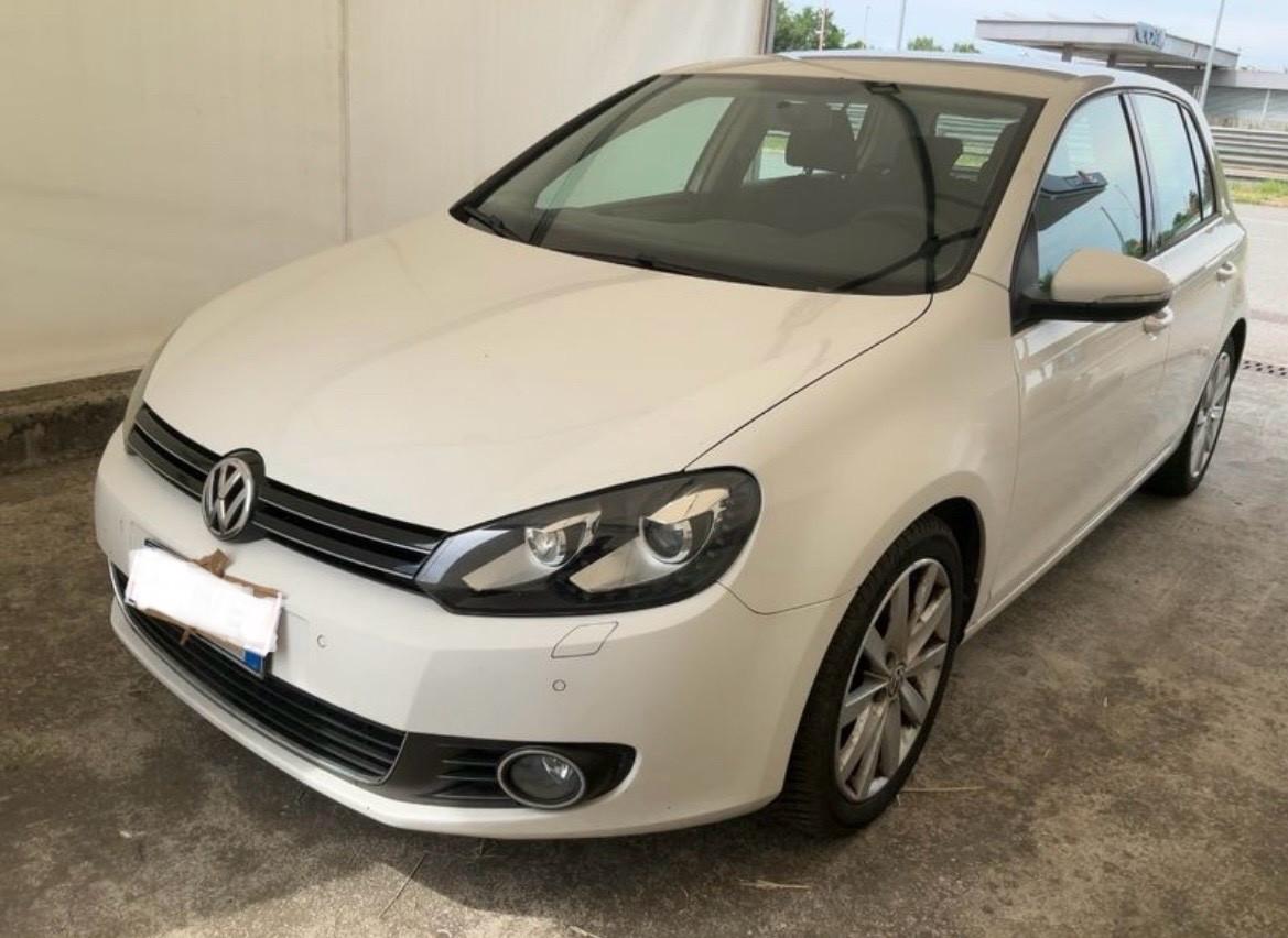 Volkswagen Golf 1.6 TDI DPF 5p. Highline