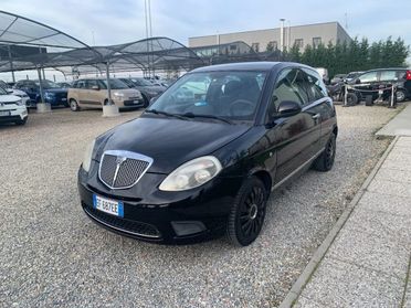 LANCIA Ypsilon 1.2 69 CV Argento