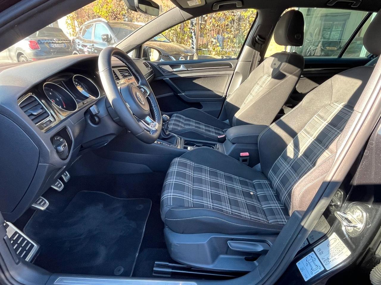 Volkswagen Golf GTD 2.0 TDI 5P. 184CV BlueMotion Technology