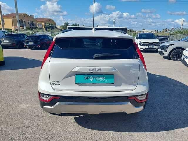 Kia Niro 1.6 GDi DCT6 HEV Evolution TT