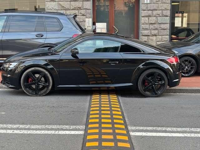 Audi TT TOTAL BLACK