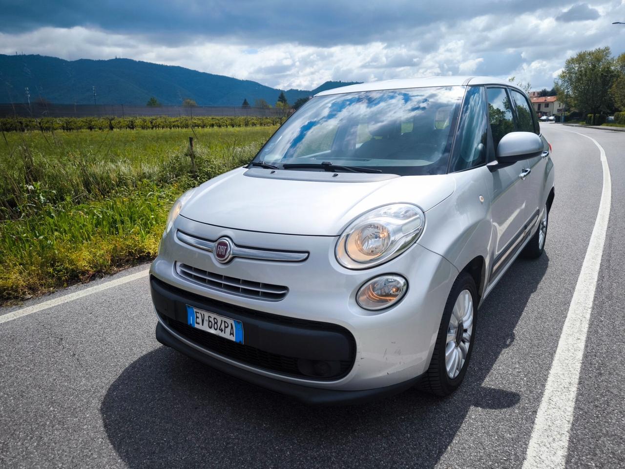 FIAT 500L LIVING 1,6 MJT- LOUNGE- OK NEOPATENTATI