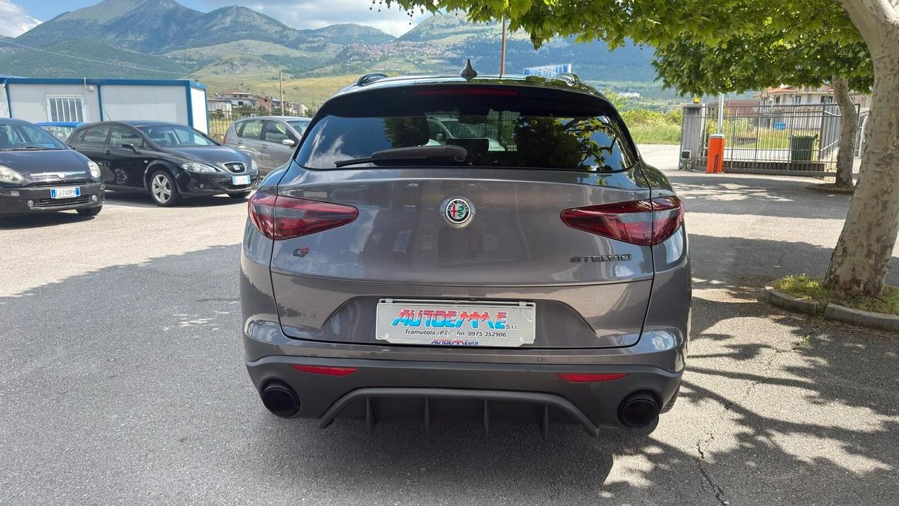 Alfa Romeo Stelvio 2.2 Turbodiesel 210 CV AT8 Q4 Ti