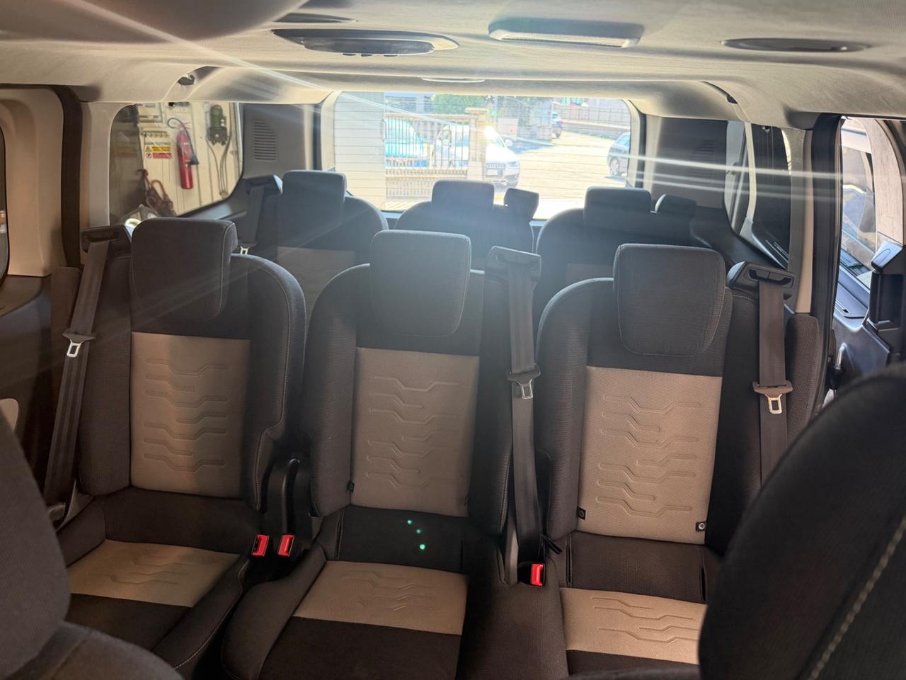 Ford Tourneo Custom 310 2.0 TDCi 130CV PC Titanium