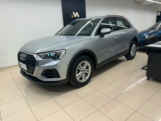 Audi Q3 35 TDI quattro S tronic Business