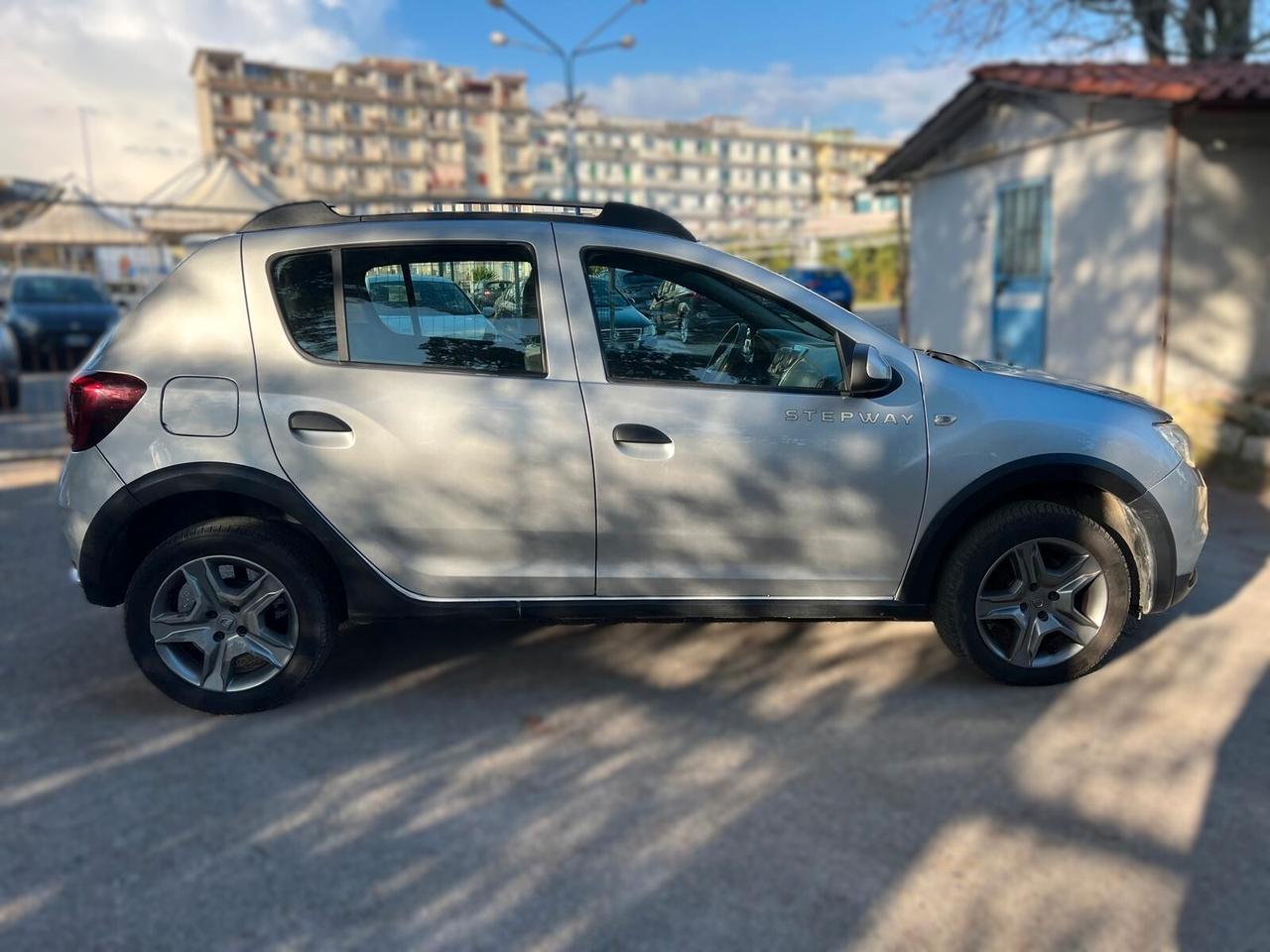 DACIA SANDERO STEPWAY 1.5 DCi 90 CV - 2016