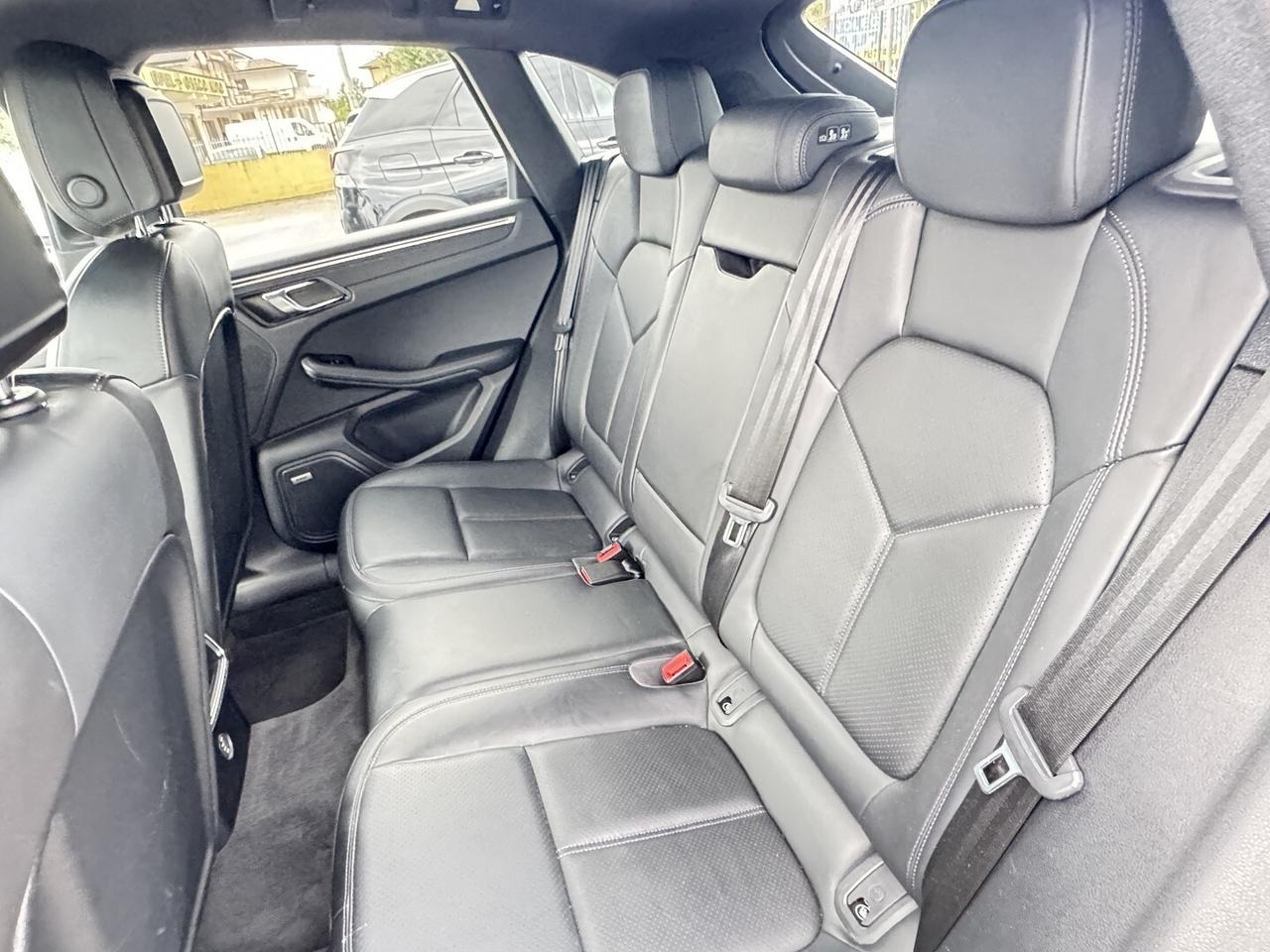 PORSCHE MACAN 2.0 TURBO BENZINA PELLE TETTO NAVI