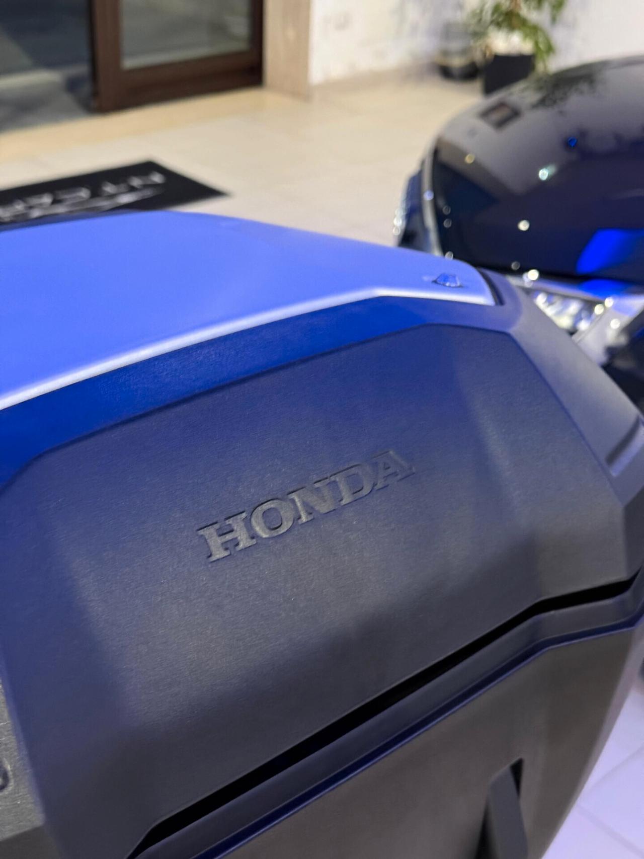Honda X-ADV GRIGIO OPACO