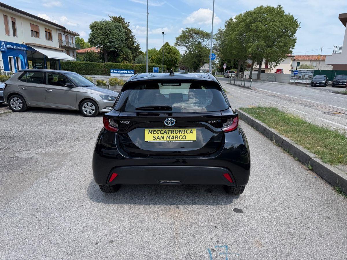 TOYOTA - Yaris - 1.5 Hybrid 5p. E-CVT Active