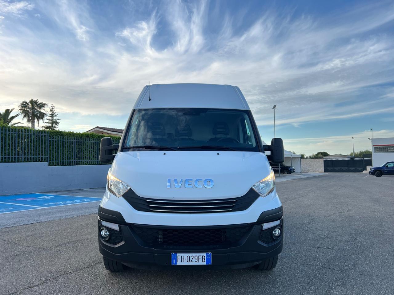 Iveco Daily 35S14 2.3 MJT 140cv L2H2 - 2017