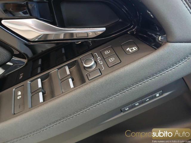 LAND ROVER Range Rover Evoque 2.0D I4 163 CV R-Dynamic S