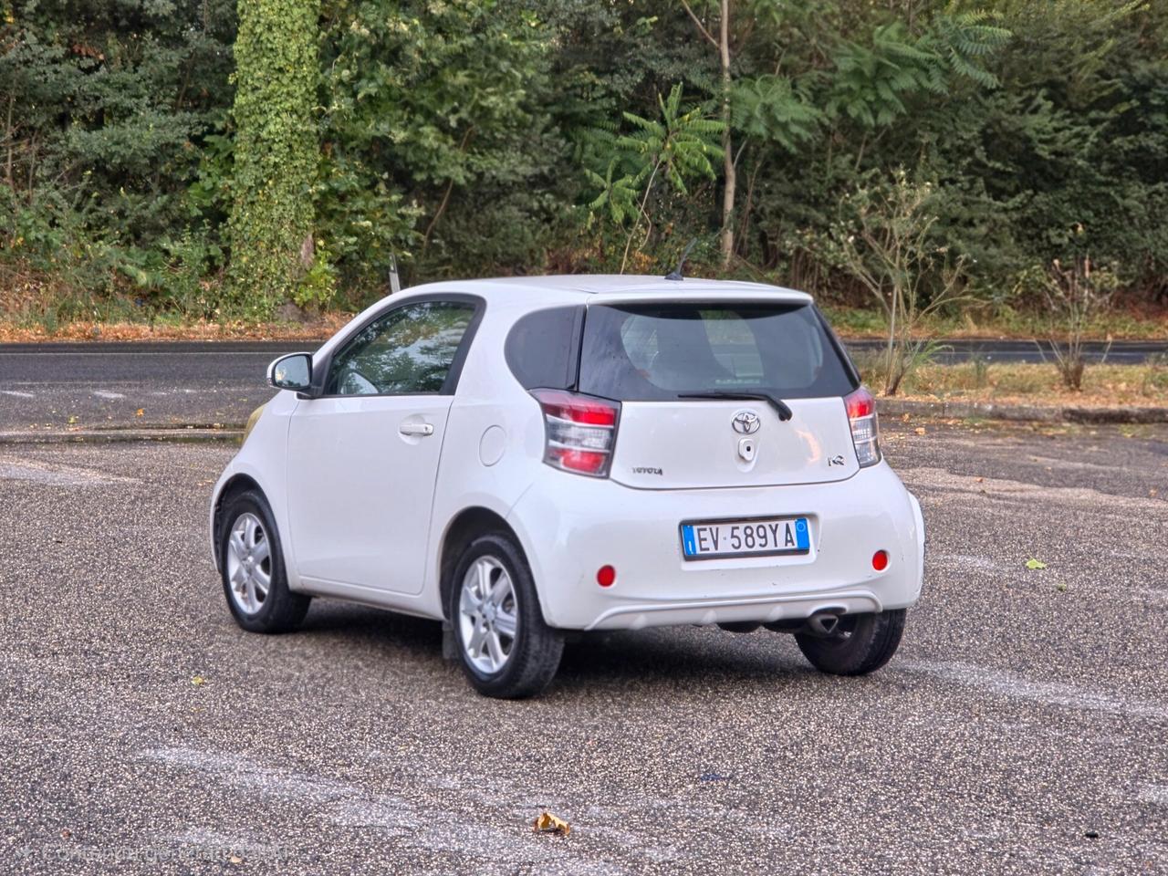 Toyota iQ 1.0 Sol CV-68 E4 Manuale NEO 2010