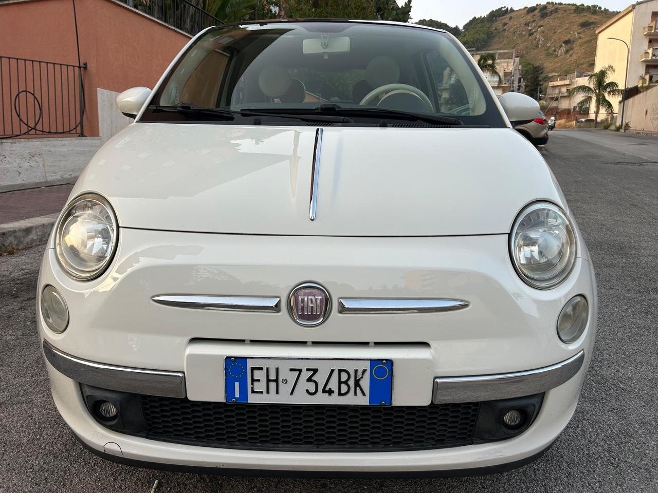 Fiat 500 1.2 Lounge ideale per neopatentati