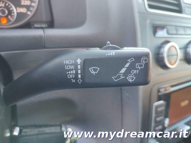 VOLKSWAGEN Touran Business 1.6 TDI DSG Comfortline 7 Posti