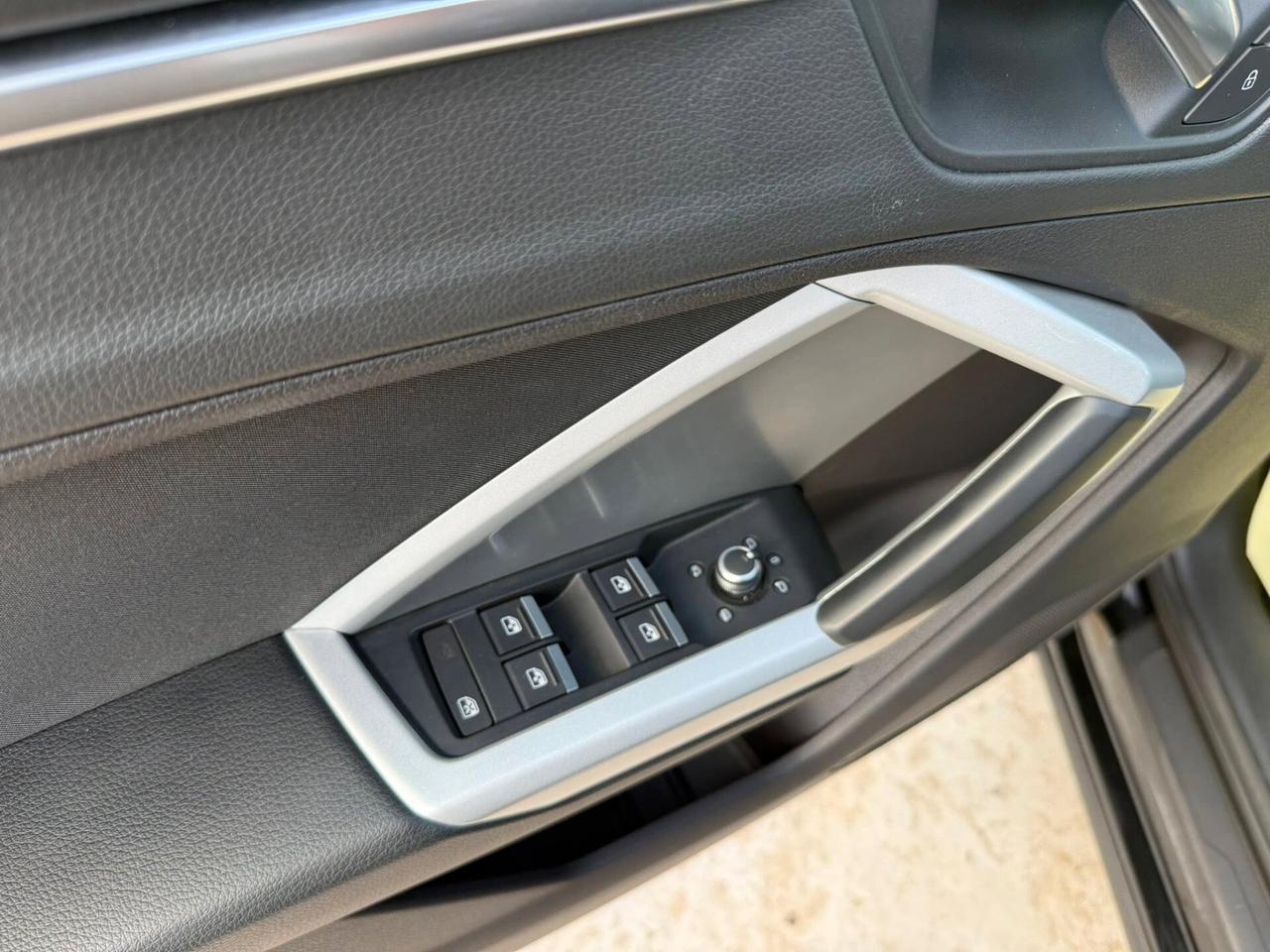 Audi Q3 2.0 Tdi 150CV -S TRONIC- LED-CARPLAY