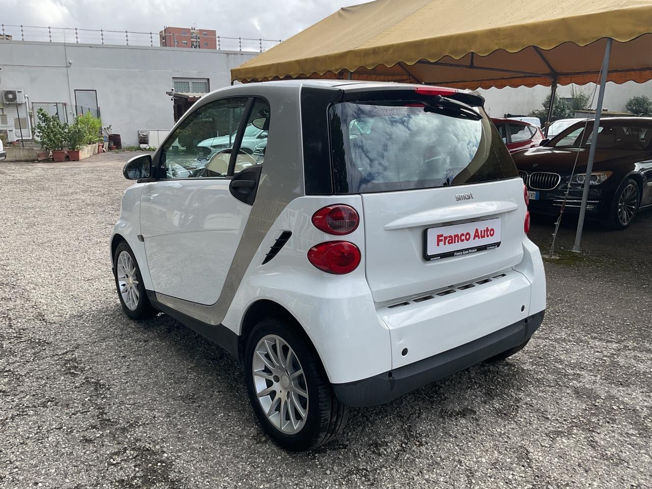 Smart ForTwo 1000 52 kW coupé Limited OK NEOPATENTATI