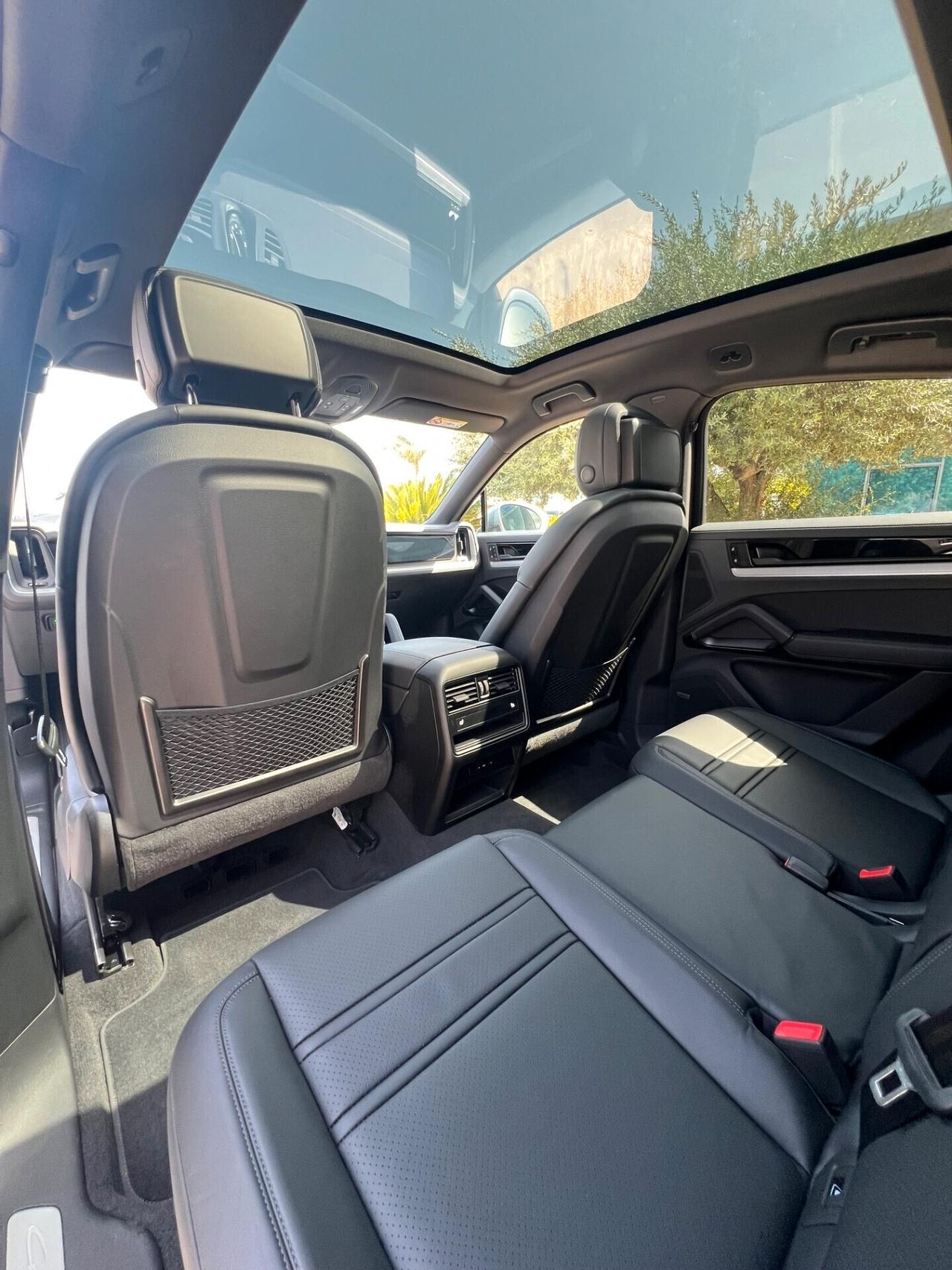 Porsche Cayenne S Coupé 4.0 475CV V8 - possibilità noleggio no scoring