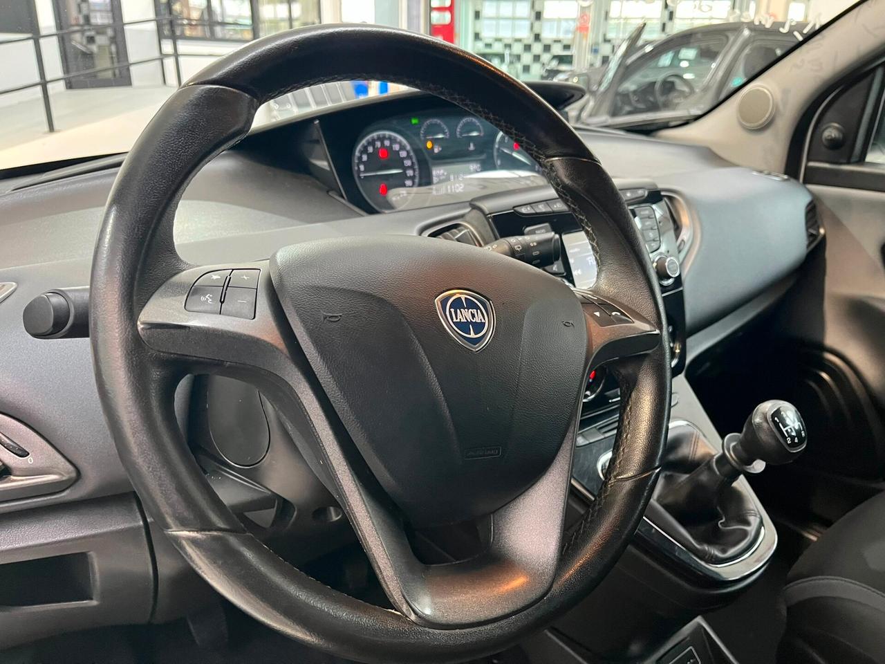 LANCIA Ypsilon 3ª serie Ypsilon 1.2 69 CV 5 po...