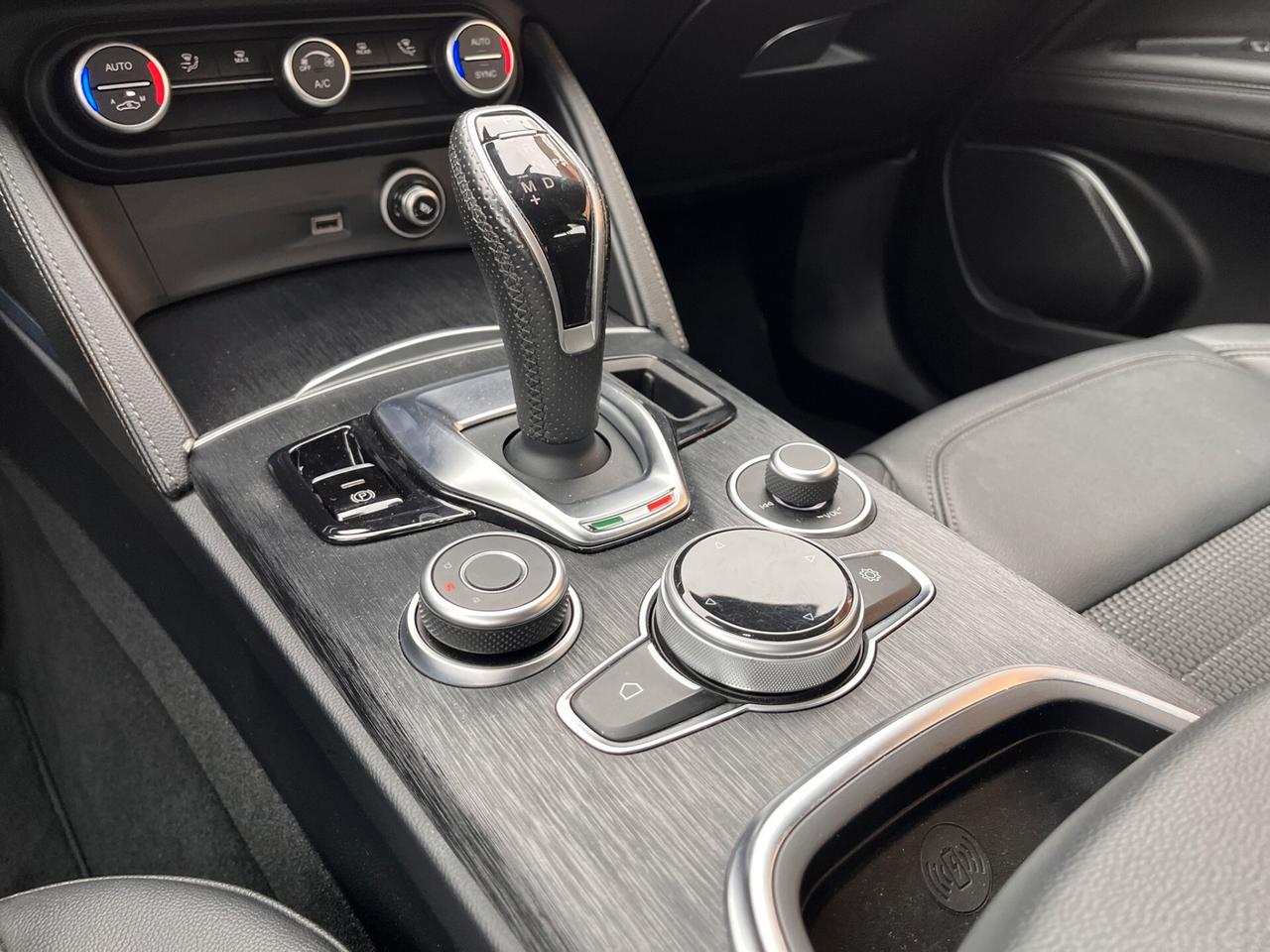 Alfa Romeo Stelvio 2.2 Turbodiesel AT8 Executive